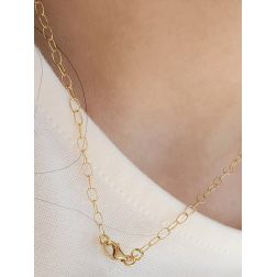 Photo of worn Rolò Striped Necklace clasp