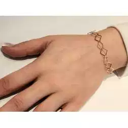 Bracciale Catena a Rombi piatti 18cm in oro giallo 18kt foto indossata