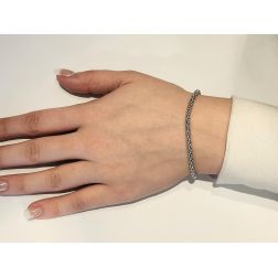 Photo of worn Bracelet "coreana" chain in white gold