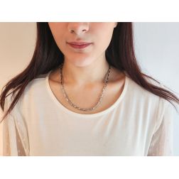 Collana 55cm Tubolare Spirale Oro Bianco foto indossata