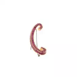 C-shaped Brooch with 69 Rubies in Yellow gold