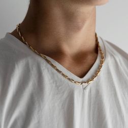 Collana Girocollo 45cm Tubolare alternati Oro Giallo e Bianco foto indossata uomo