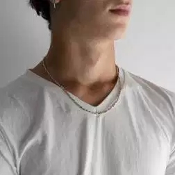 Collana 50cm Tubolare squadrata alternata Oro Bianco e Rosa foto indossata uomo
