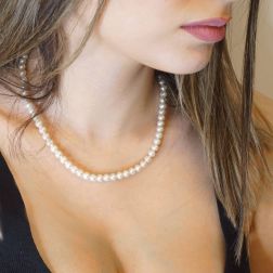 Collana Perle Easy oro giallo indossata