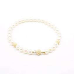 Bracelet Pearls Central 2 yellow gold
