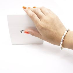 Bracciale Perle Laterale 2 oro bianco indossato
