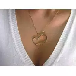 Collana LOVE 54 Zaffiri Blu in Oro Giallo foto indossata