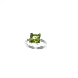 Anello Solitario con Peridoto Oro Bianco Anello Solitario con Peridoto Oro Bianco