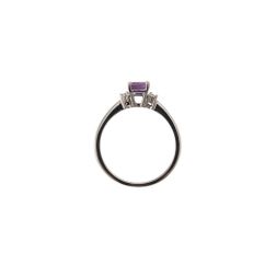 Solitaire Ring with Amethyst 7mm x 5mm and 2 Diamonds White Gold