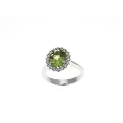 Anello Kate Oro Bianco con Peridoto 9x7mm e 18 Diamanti