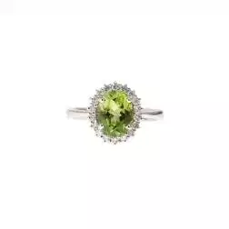 Anello Kate Oro Bianco con Peridoto 9x7mm e 18 Diamanti