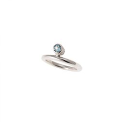 Solitaire Design Ring with Aquamarine and Diamonds