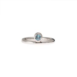 Solitaire Design Ring with Aquamarine and Diamonds