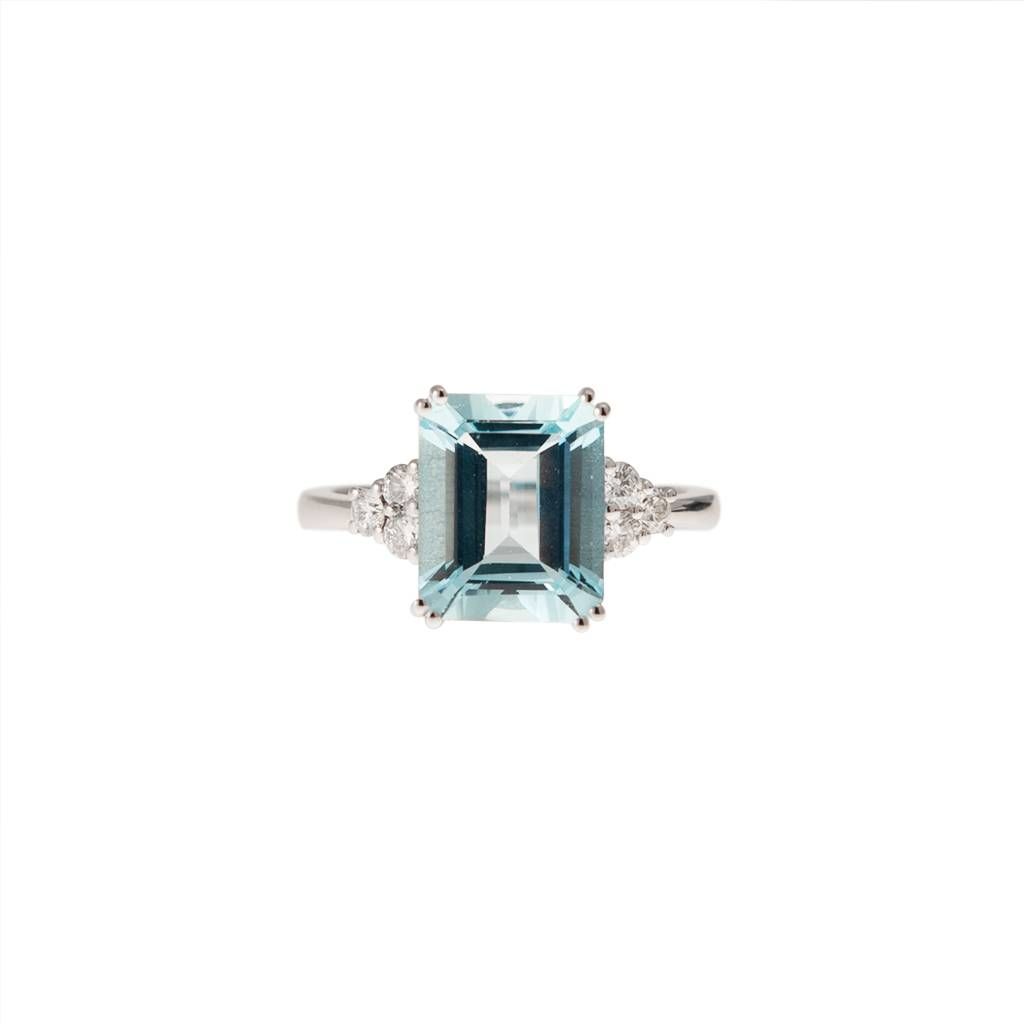 Solitaire Ring with Octagonal Aquamarine 11x9mm and Diamonds