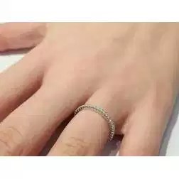 Veretta Eternity Diamanti da 1,8mm foto indossata