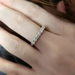 Veretta 7 Diamanti Suspended  0.39ct foto indossata