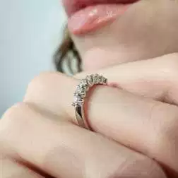Veretta 7 Diamanti Suspended  0.39ct foto indossata