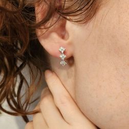 3 Rhomboid Diamonds Earrings photo of worn