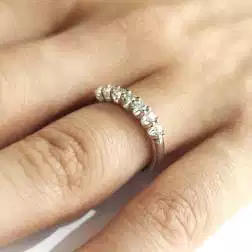 Veretta 7 Diamanti Suspended  0.39ct foto indossata