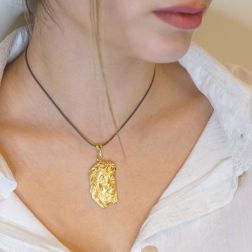 Ciondolo testa di Gesù  oro giallo