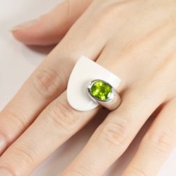 Design Ring with Oval Peridot and White Agate photo of worn