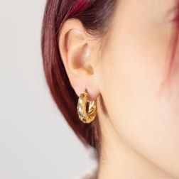 Polished Striped Wavy Hoops 2.30cm x 5.60mm 18kt Yellow Gold photo worn