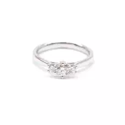Anello Trilogy in Platino con Diamante centrale GIA 0.30 ct