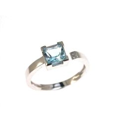 Solitaire Ring Aquamarine