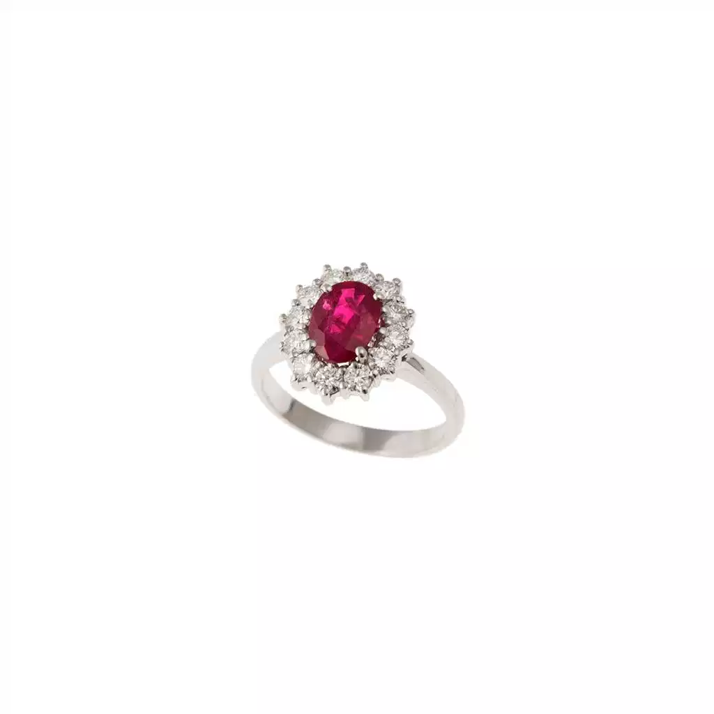 Anello Kate con Rubino 8.10x6.20mm e 12 Diamanti