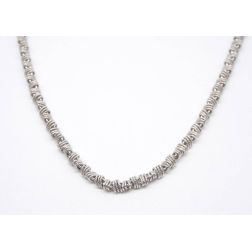 18kt white gold knurled chain 50cm necklace.