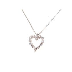 Collana con Ciondolo Cuore forato e 12 Diamanti