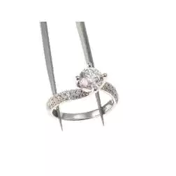 Anello Solitario Contornato Diamante GIA da 0,90ct