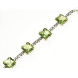 Bracelet Square Peridot and 62 Diamonds