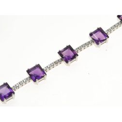 Tennis Bracelet Square Amethysts and 50 Diamonds