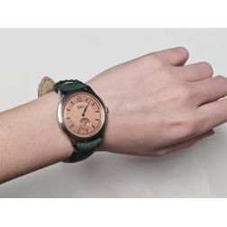 Tabor Classico, Unisex, Solo Tempo, Carica Manuale Rame foto indossata