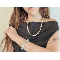 Collana Perle irregolari Australiane e Tahiti foto indossata con bracciale