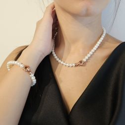 Bracciale e Collana Perle Fresh Water chiusura fiore bombato Oro Rosa 18kt