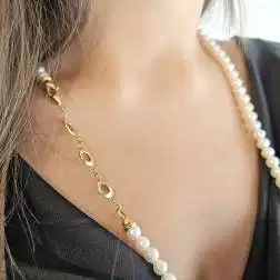 photo of worn Long pearl necklace clasp 3 circles in Yellow Gold