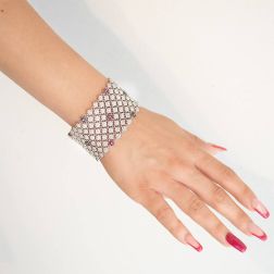 Bracciale multifilo floreale foto indossata