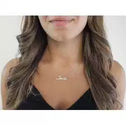 Collana Nome INES in Argento con zircone - Pezzo Unico foto indossata