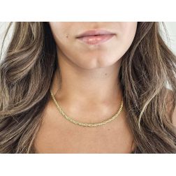 photo of worn Yellow Gold Oval Twisted Thread Rope 45cm Necklace