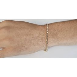 Bracciale maglia Torchon e palline in Oro Giallo e Bianco 18kt foto indossata