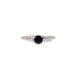 Anello Solitario con Zircone Blu contornato da Zirconi Bianchi oro Bianco
