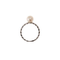 Anello con Perla e ciottolini in Oro Bianco
