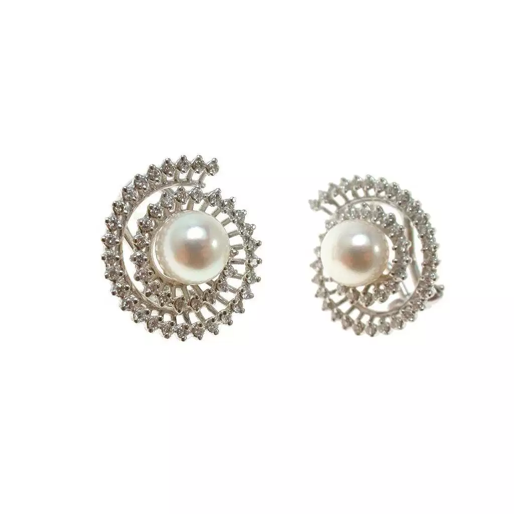 Akoya Pearl and Spiral Round Diamonds Earrings