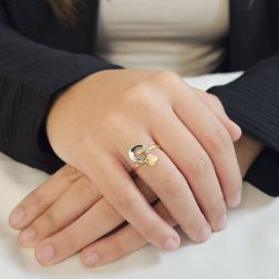 Photo of worn Ring Flower Leaf Gold Three Colors