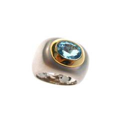 White and Yellow Gold Oval Shaped Azure Topaz Ring