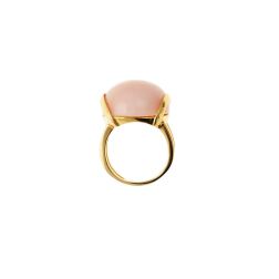 Yellow Gold Pink Chalcedony Ring