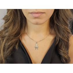 Ciondolo Bimbo in Oro Bianco foto indossata