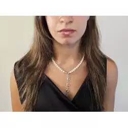 Photo of worn Pearl necklace clasp 3 Hearts in White Gold